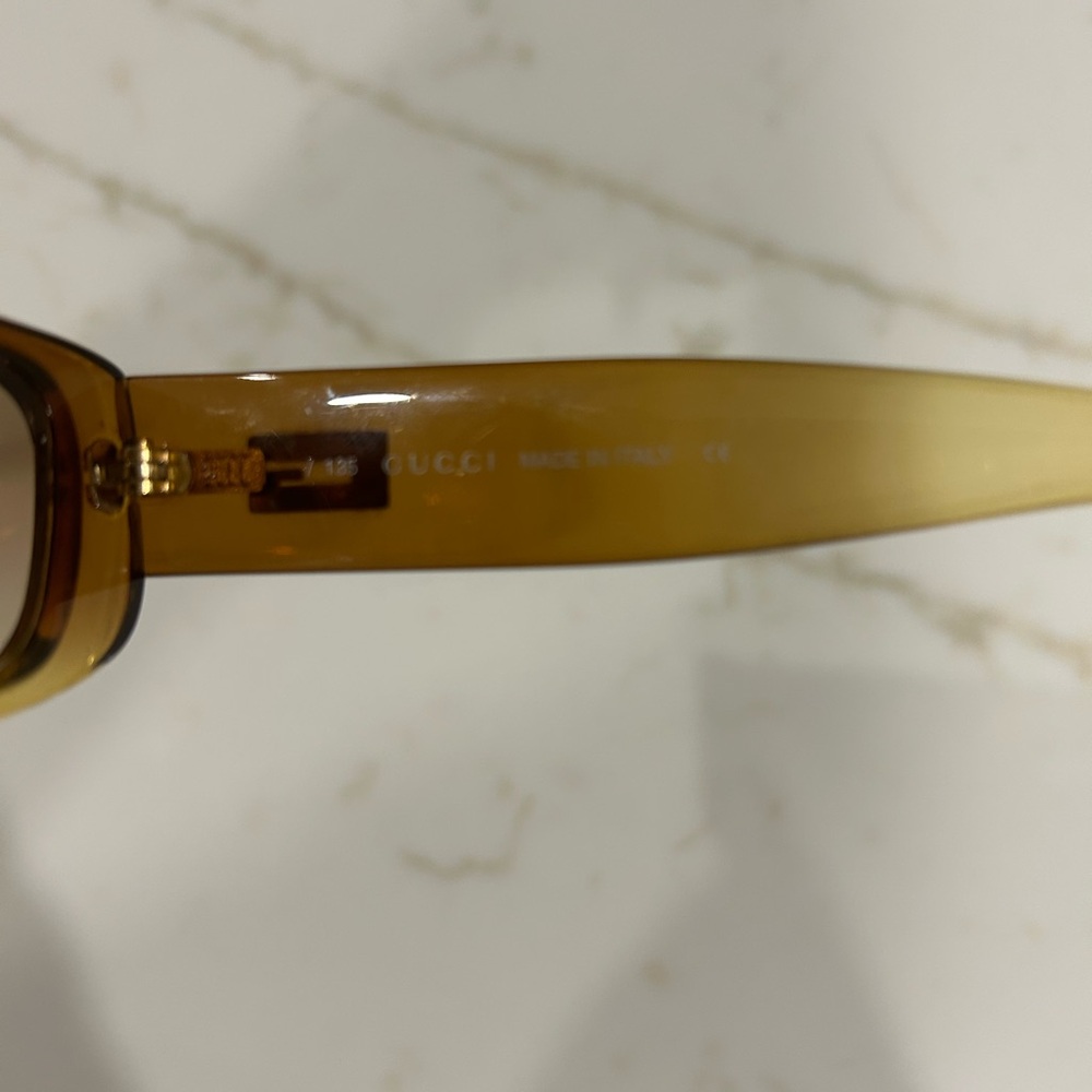 Vintage Gucci Amber-Brown Rectangular Women’s Sun… - image 4